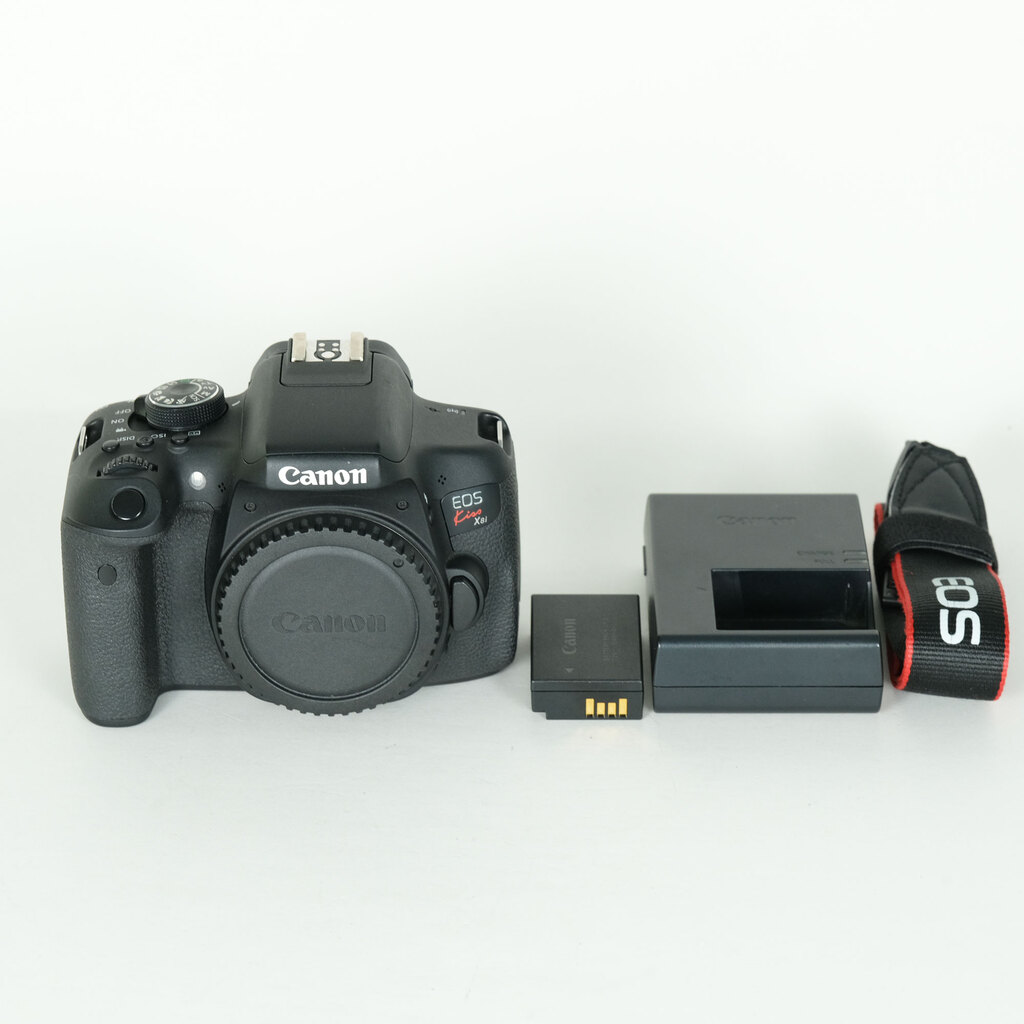 Canon EOS Kiss X8i