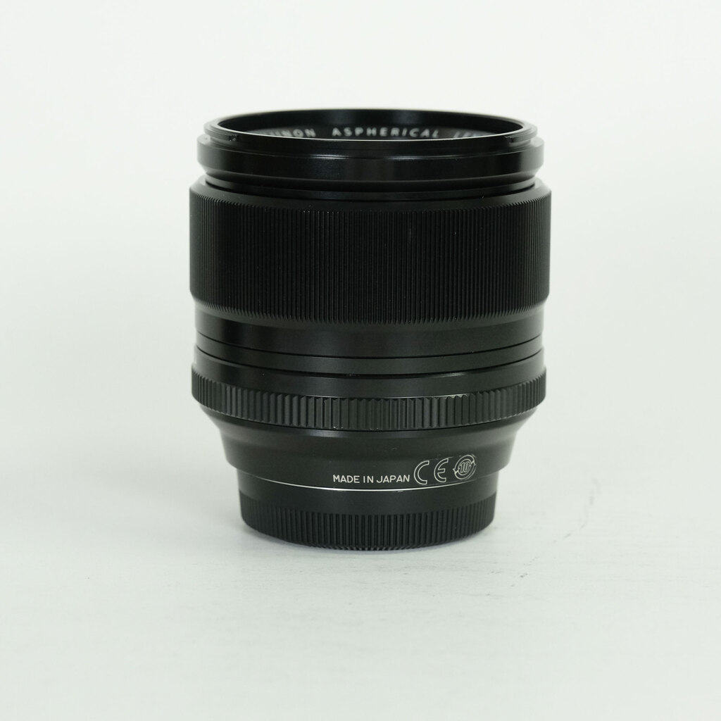 FUJIFILM XF56mmF1.2 R