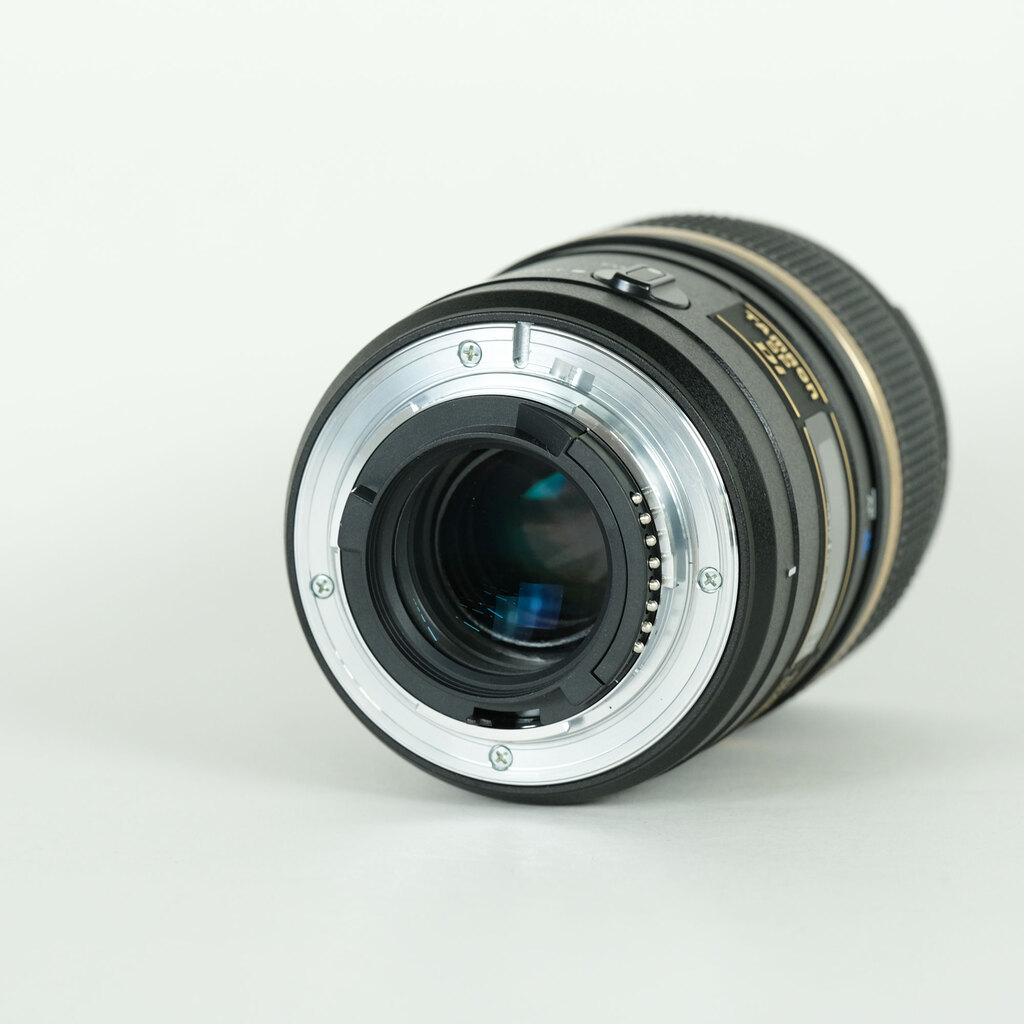 TAMRON SP 90mm F2.8 Di Macro 1:1/Model 272ENII(ニコンF用モーター