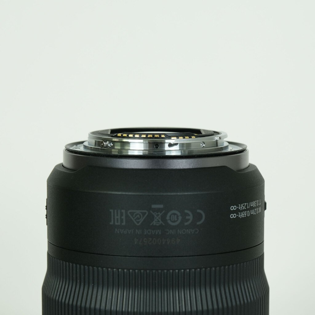 Canon RF24-70mm F2.8 L IS USM Canon RF24-70mm F2.8 L IS USM
