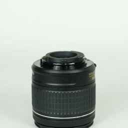 Nikon AF-P DX NIKKOR 18-55mm F3.5-5.6G VR Nikon AF-P DX NIKKOR 18-55mm F3.5-5.6G VR