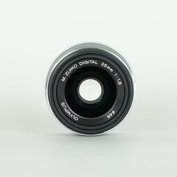 OLYMPUS M.ZUIKO DIGITAL 25mm F1.8 OLYMPUS M.ZUIKO DIGITAL 25mm F1.8