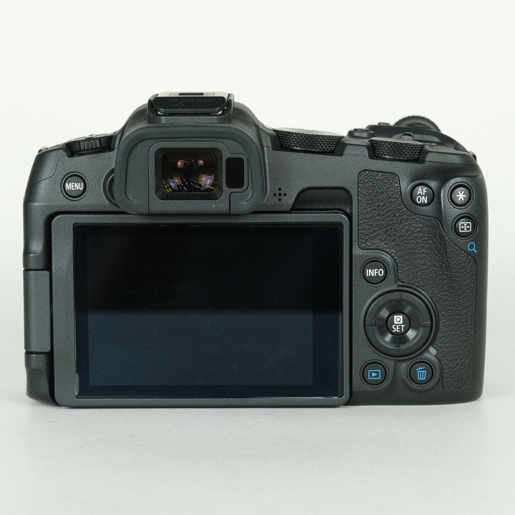 Canon EOS R8の出品 | ONE SCENE（ワンシーン）