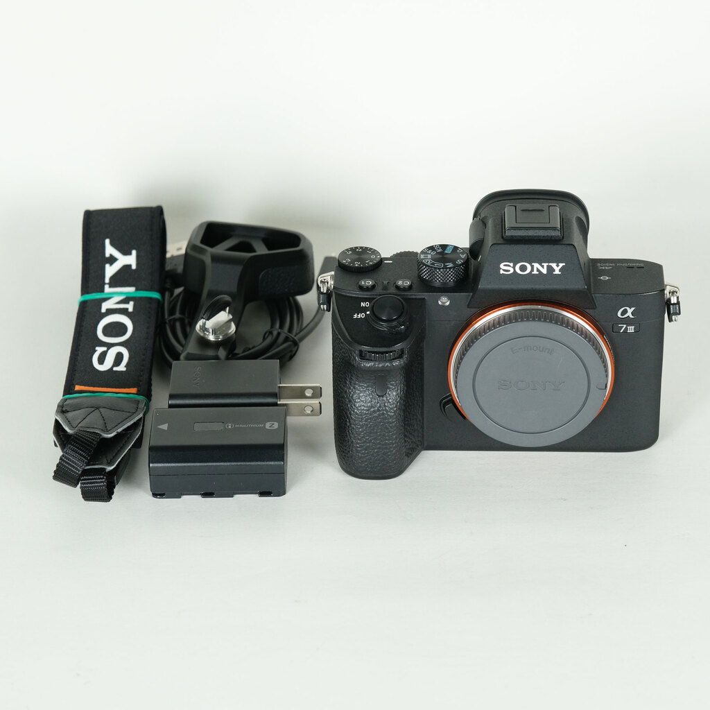 SONY α7 III(ILCE-7M3) SONY α7 III(ILCE-7M3)