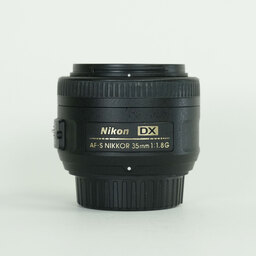 Nikon AF-S DX NIKKOR 35mm f/1.8G Nikon AF-S DX NIKKOR 35mm f/1.8G