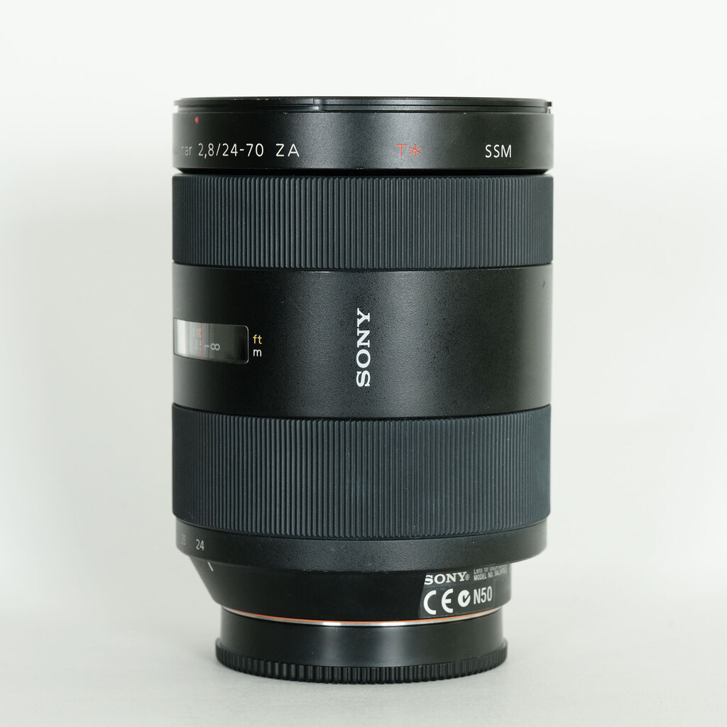 SONY Vario-Sonnar T* 24-70mm F2.8 ZA SSM SAL2470Z