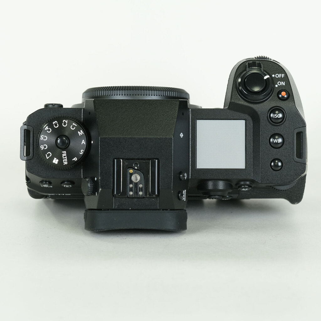 FUJIFILM X-H2