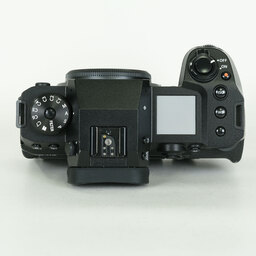 FUJIFILM X-H2