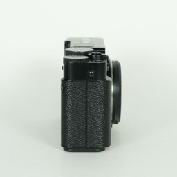 FUJIFILM X-E5