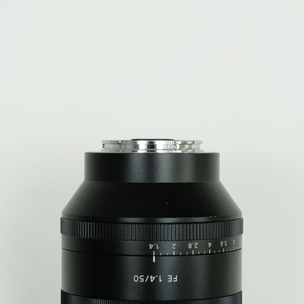 SONY Planar T* FE 50mm F1.4 ZA SEL50F14Z SONY Planar T* FE 50mm F1.4 ZA SEL50F14Z
