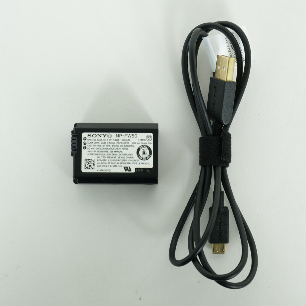 SONY α6000(ILCE-6000) SONY α6000(ILCE-6000)