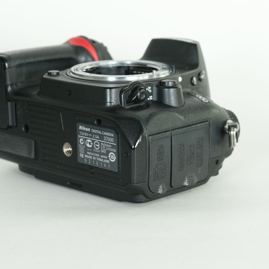 Nikon D7000