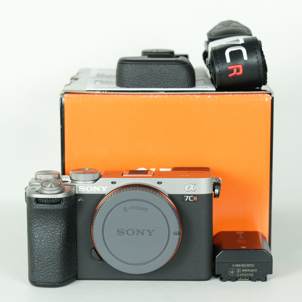 SONY ��7C R�iILCE-7CR�j [�{�f�B �V���o�[]
