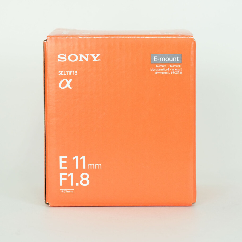 SONY E 11mm F1.8 SEL11F18
