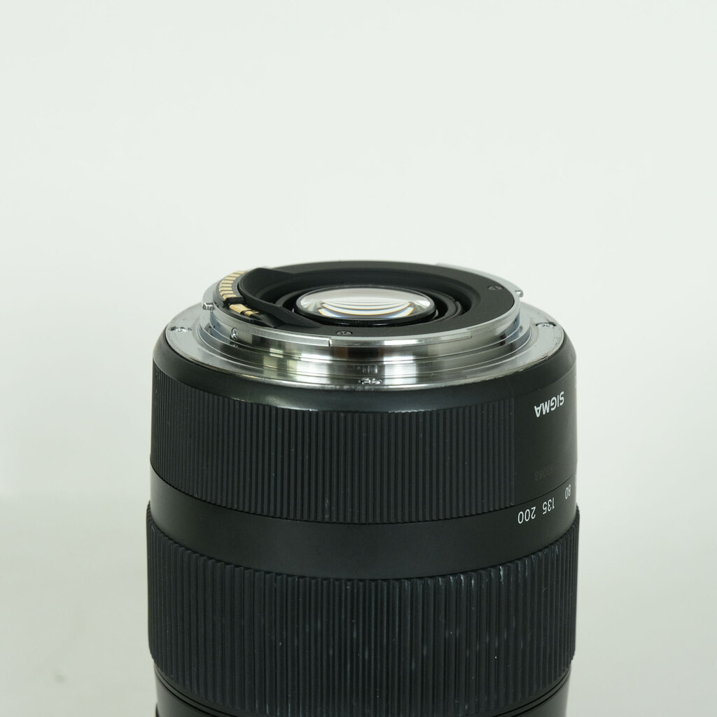 SIGMA 18-200mm F3.5-6.3 DC MACRO OS HSM｜Contemporary [キヤノンEF用]