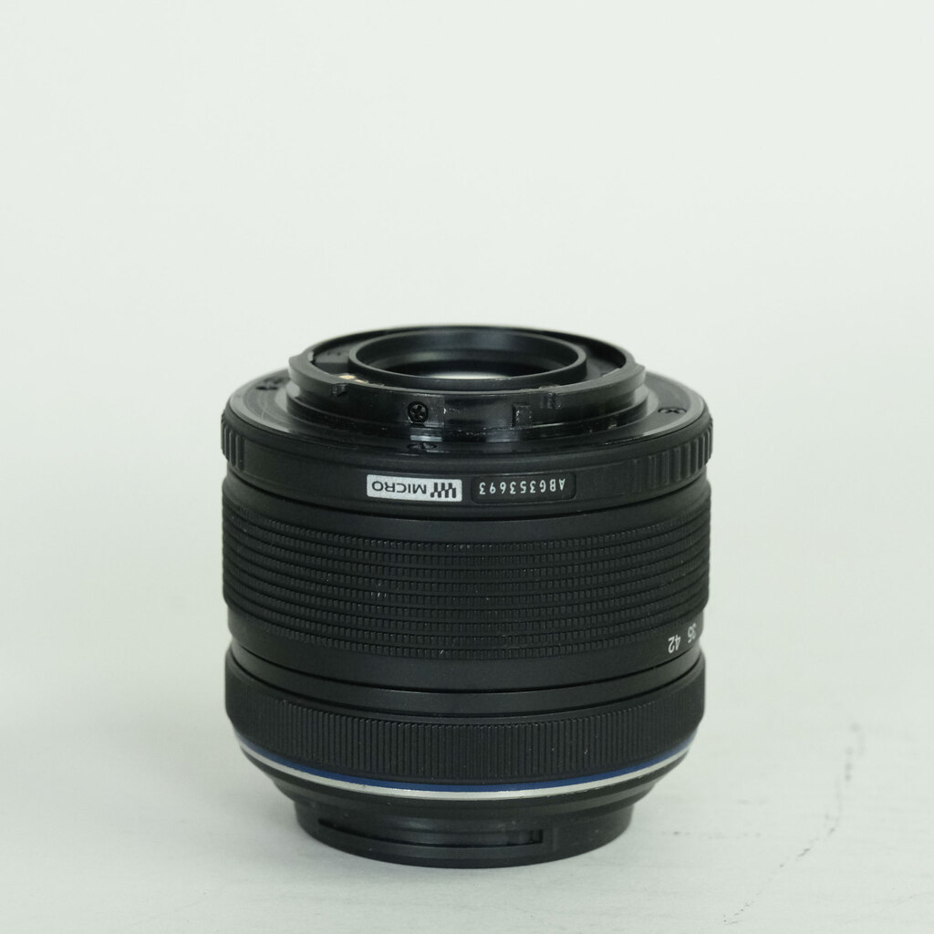 OLYMPUS M.ZUIKO DIGITAL 14-42mm F3.5-5.6IIR ブラック OLYMPUS M.ZUIKO DIGITAL 14-42mm F3.5-5.6IIR ブラック