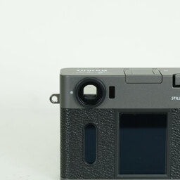 FUJIFILM X half X-HF1