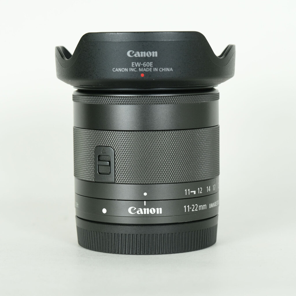 s*e様 canon EF-M11-22mm F4-5.6 IS STM 元箱、 CANON EF-M 11-22mm 4-5.6 IS STM グラファイト s*e様 canon EF-
