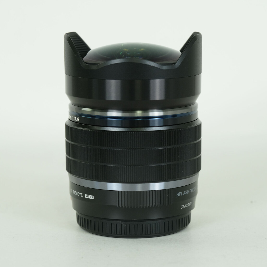 OLYMPUS M.ZUIKO DIGITAL ED 8mm F1.8 Fisheye PRO