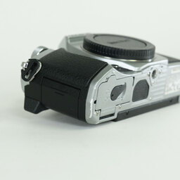 OLYMPUS OM-D E-M5 Mark II