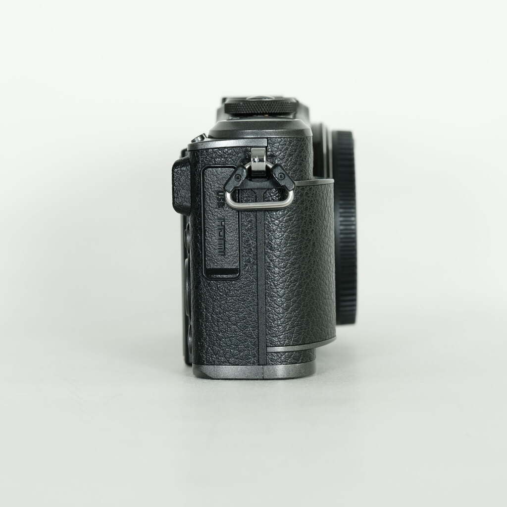 OLYMPUS PEN E-PL10