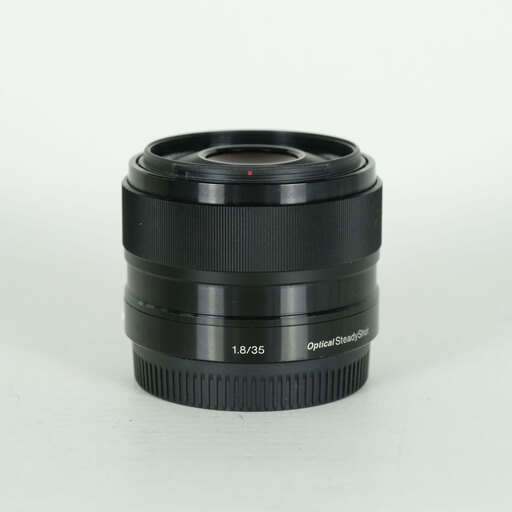 SONY E 35mm F1.8 OSS SEL35F18を解説｜52.5mm相当・手ブレ補正を備え