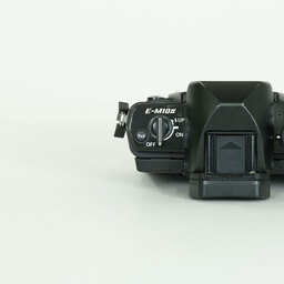 OLYMPUS OM-D E-M10 Mark II OLYMPUS OM-D E-M10 Mark II