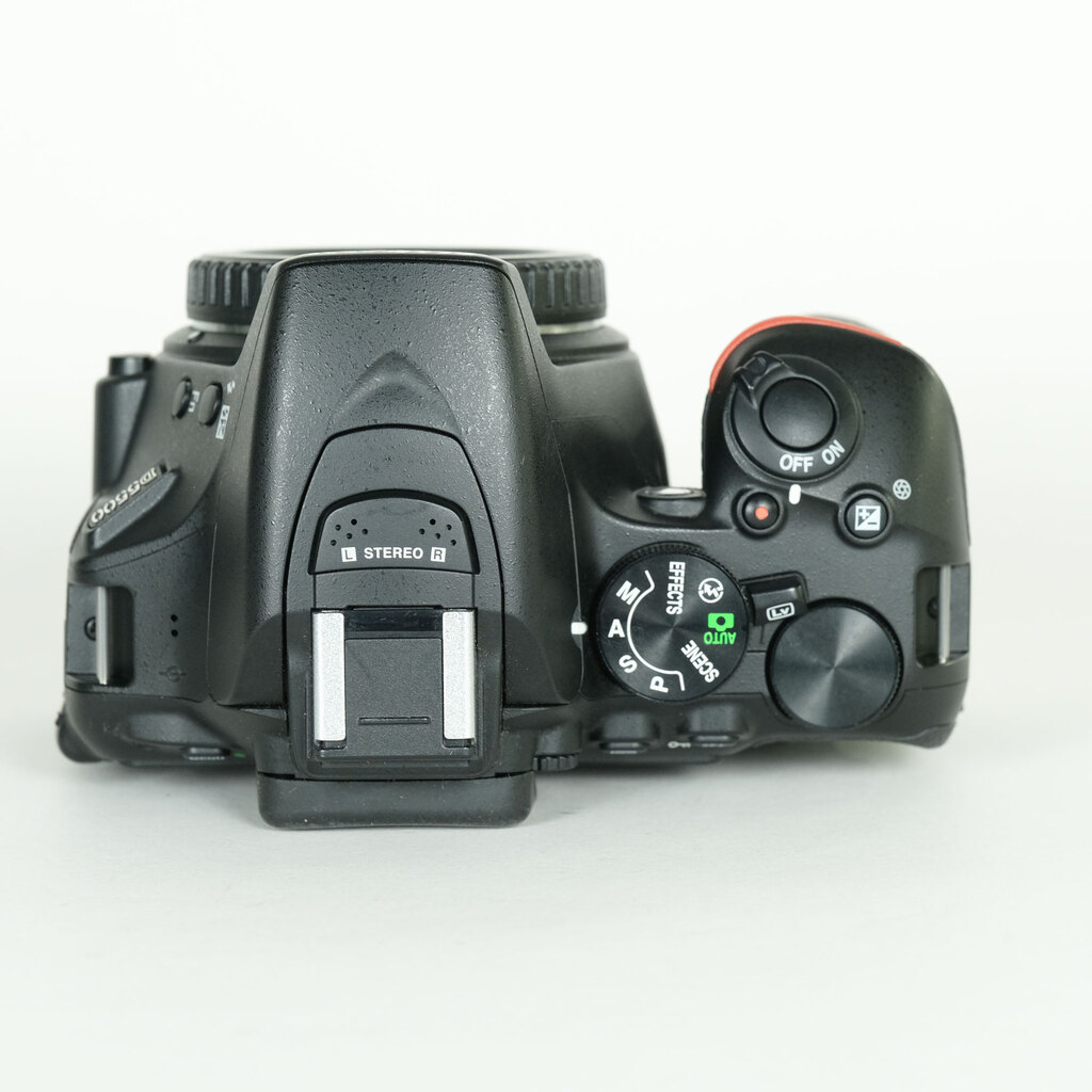 Nikon D5500
