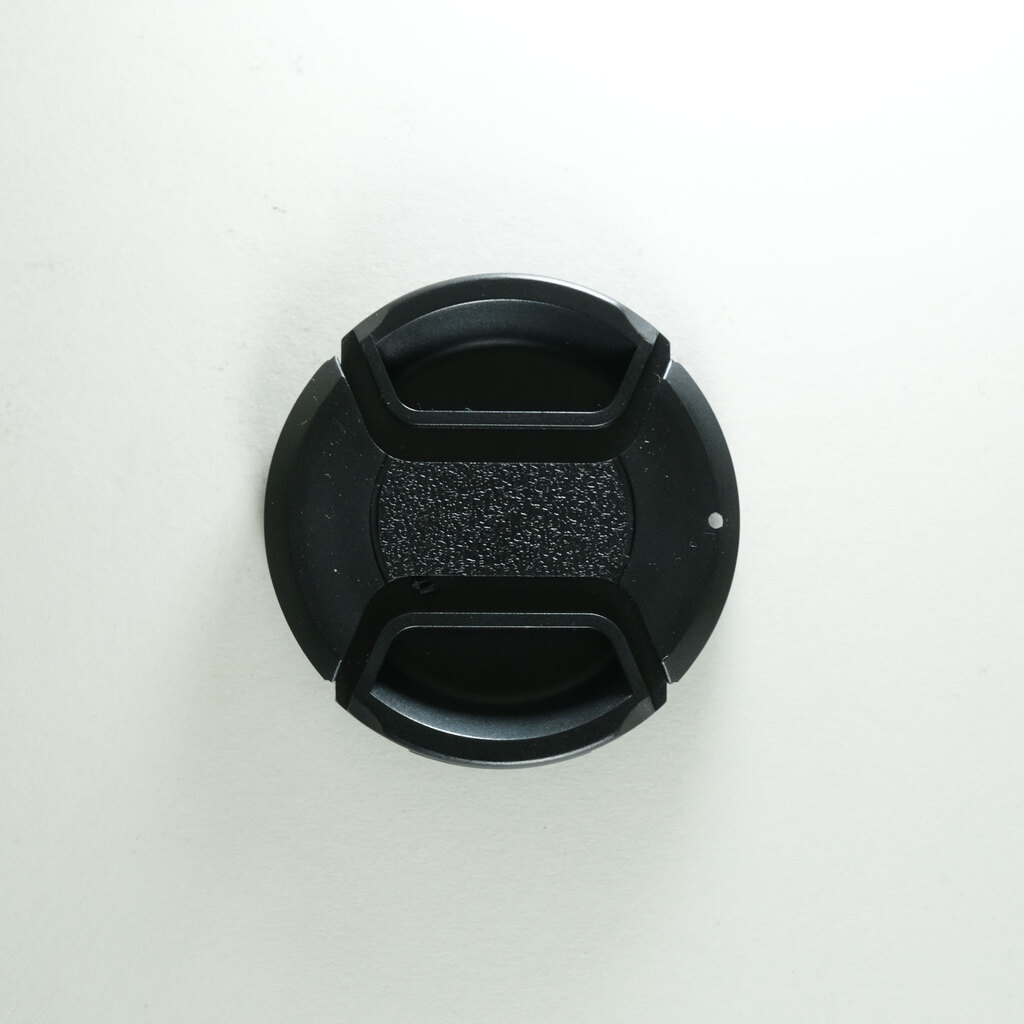 Nikon AF-P DX NIKKOR 18-55mm F3.5-5.6G VR Nikon AF-P DX NIKKOR 18-55mm F3.5-5.6G VR