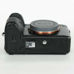 SONY α9 II(ILCE-9M2) SONY α9 II(ILCE-9M2)