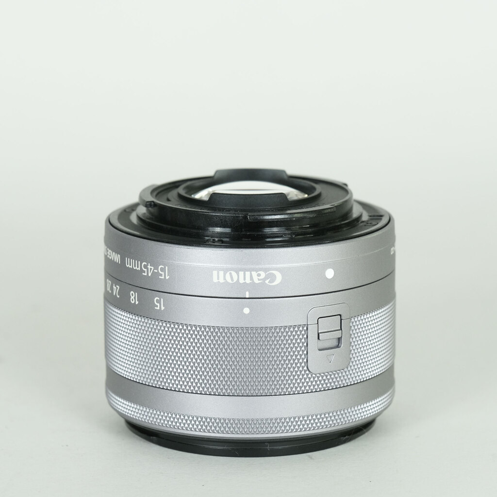 Canon EF-M15-45mm F3.5-6.3 IS STM