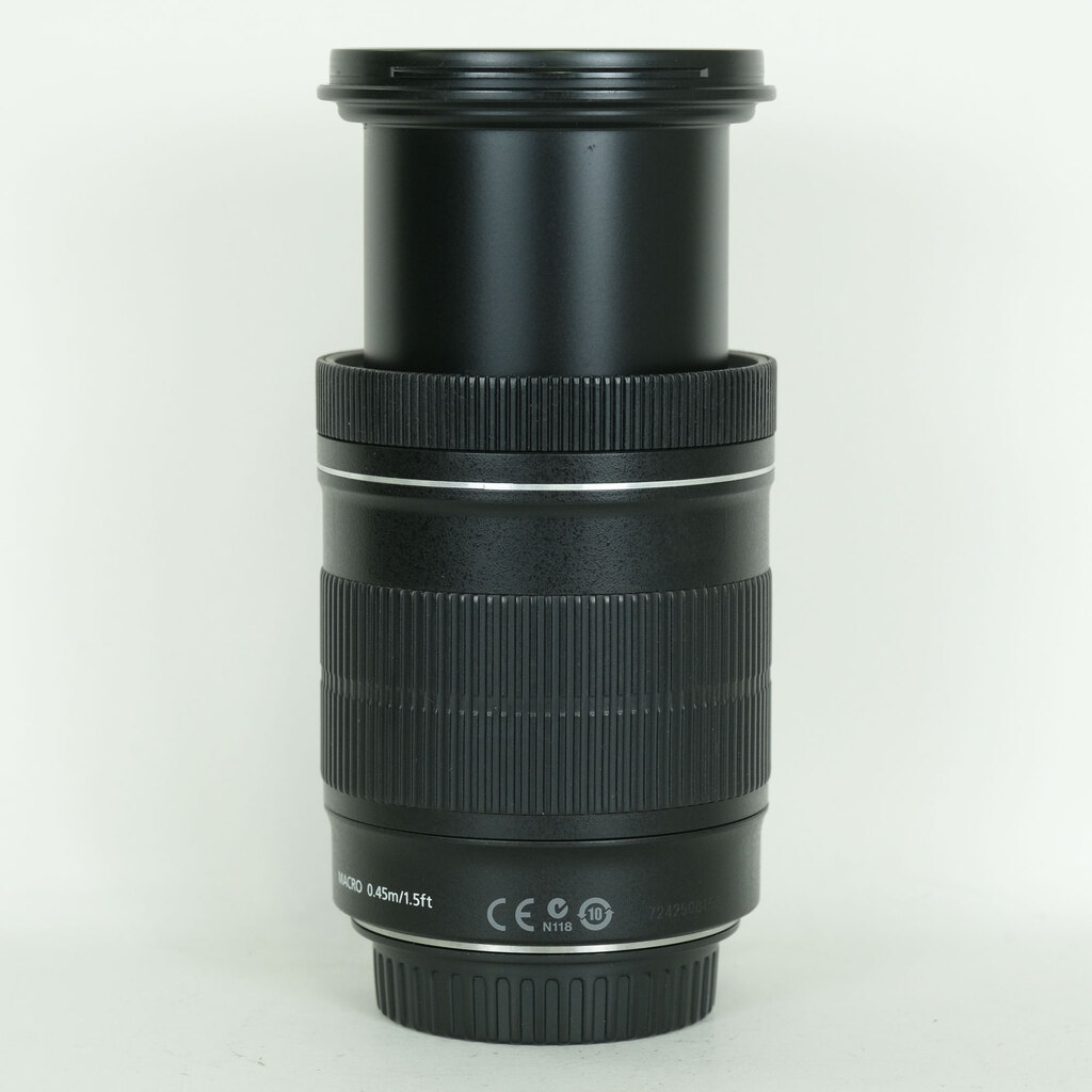 Canon EF-S18-135mm F3.5-5.6 IS