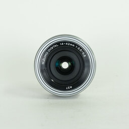 OLYMPUS M.ZUIKO DIGITAL ED 14-42mm F3.5-5.6 EZ シルバー