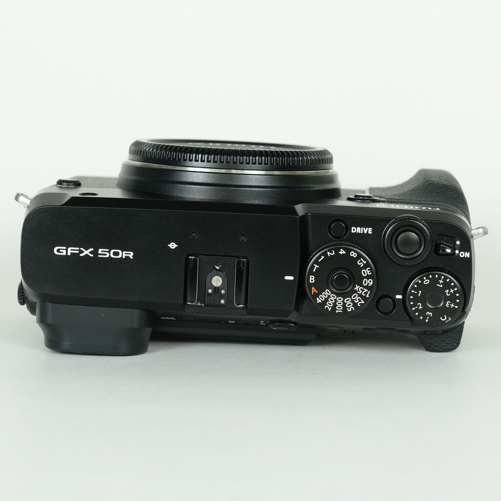 FUJIFILM GFX 50R FUJIFILM GFX 50R