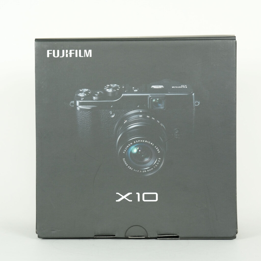 FUJIFILM X10 ブラックの出品 | ONE SCENE（ワンシーン）