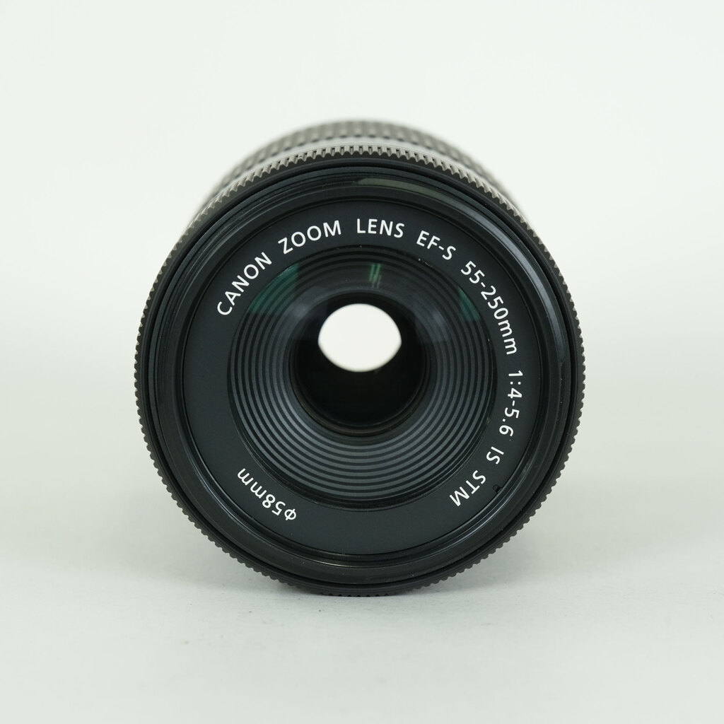 Canon EF-S55-250mm F4-5.6 IS STM