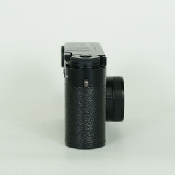 FUJIFILM X half X-HF1