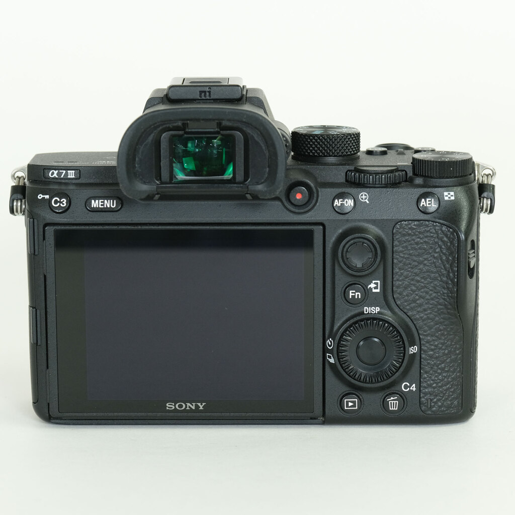 SONY α7 III(ILCE-7M3) SONY α7 III(ILCE-7M3)