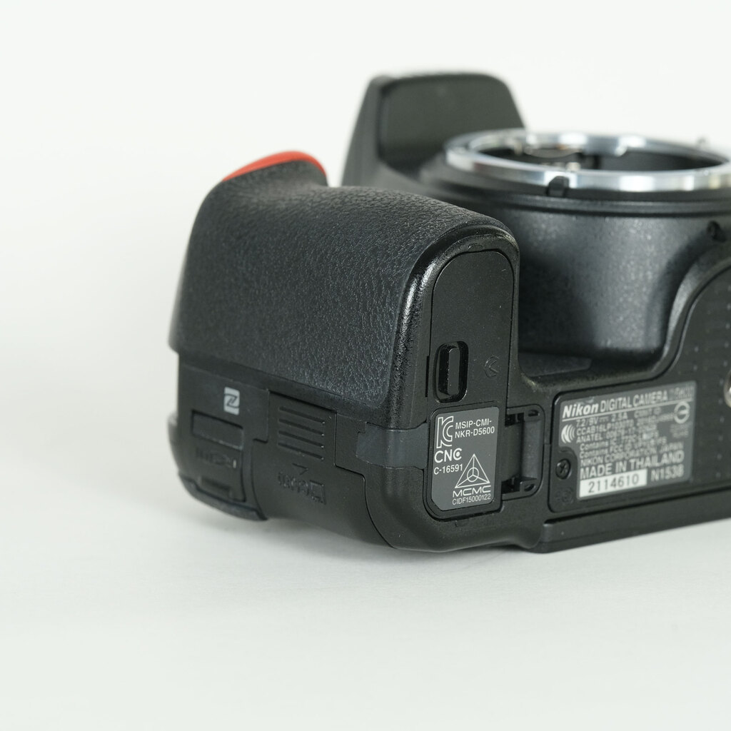 Nikon D5600