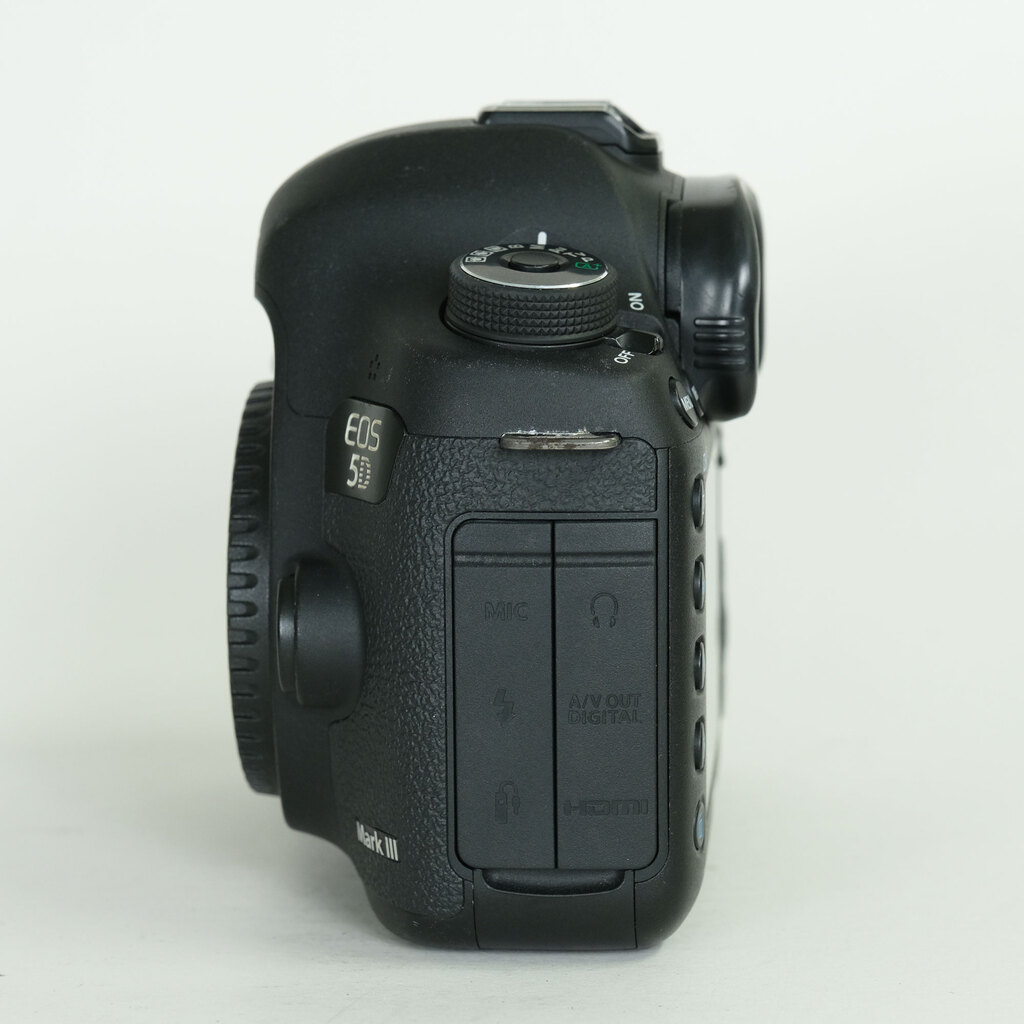 Canon EOS 5D Mark III