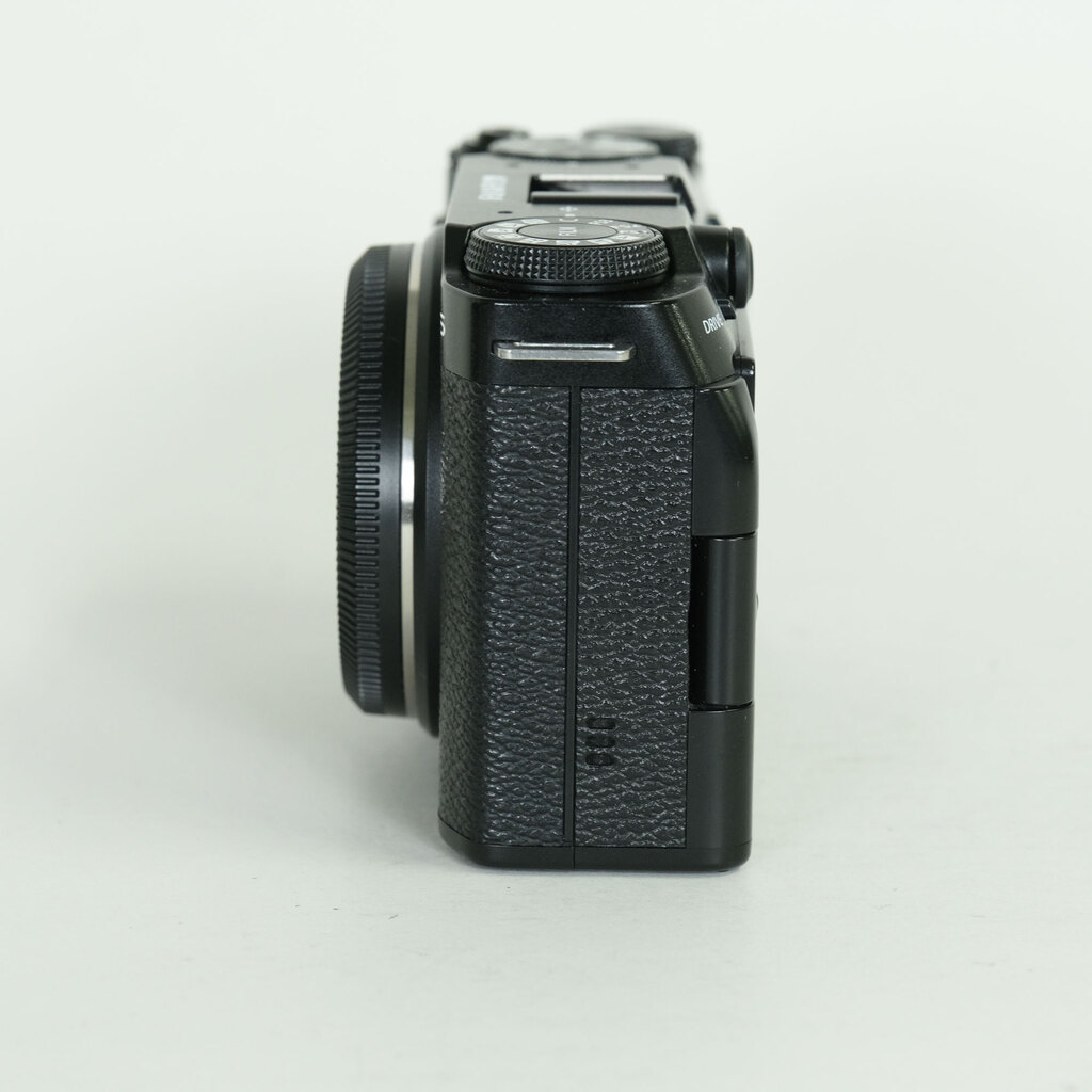 FUJIFILM X-M5 FUJIFILM X-M5