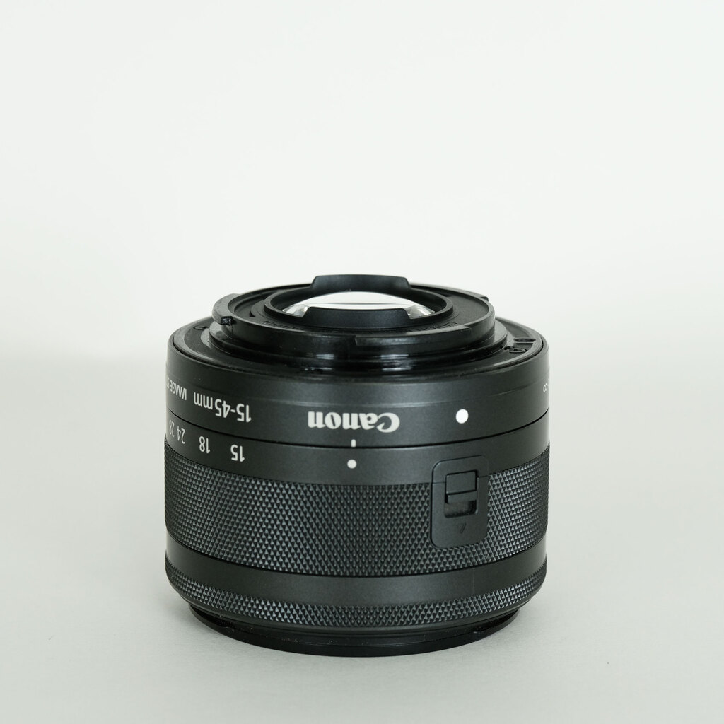 Canon EF-M15-45mm F3.5-6.3 IS STM