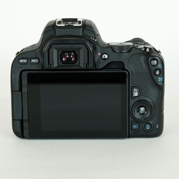 Canon EOS Kiss X9