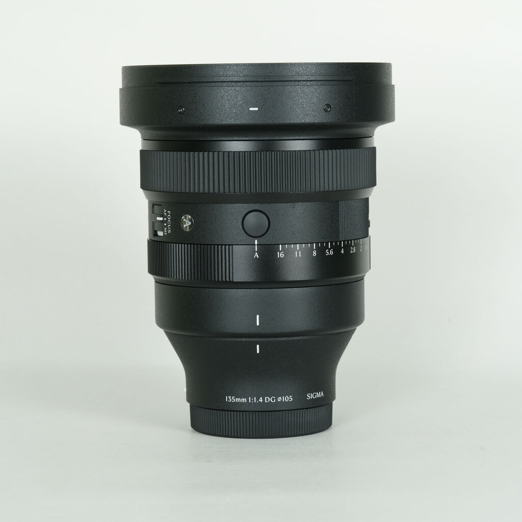 SIGMA 135mm F1.4 DG�bArt [�\�j�[E�p]