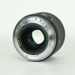 Canon RF35mm F1.8 MACRO IS STM
