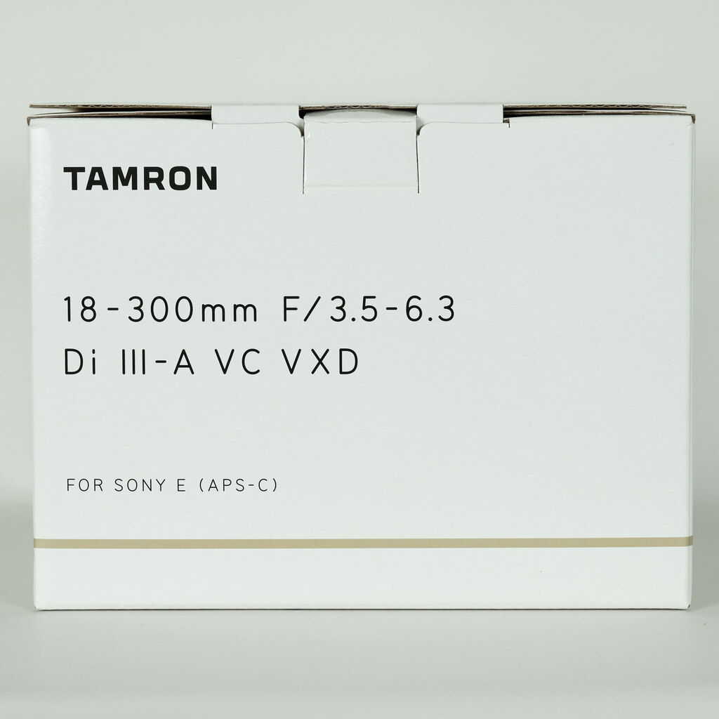 TAMRON 18-300mm F/3.5-6.3 Di III-A VC VXD (Model B061) [ソニーE用]