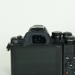 OLYMPUS OM-D E-M10 Mark II