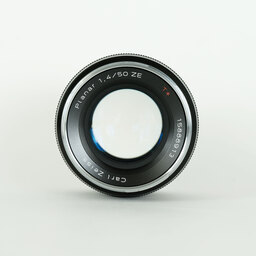 Carl Zeiss Planar T* 50mm F1.4 ZE [キヤノンEF用]