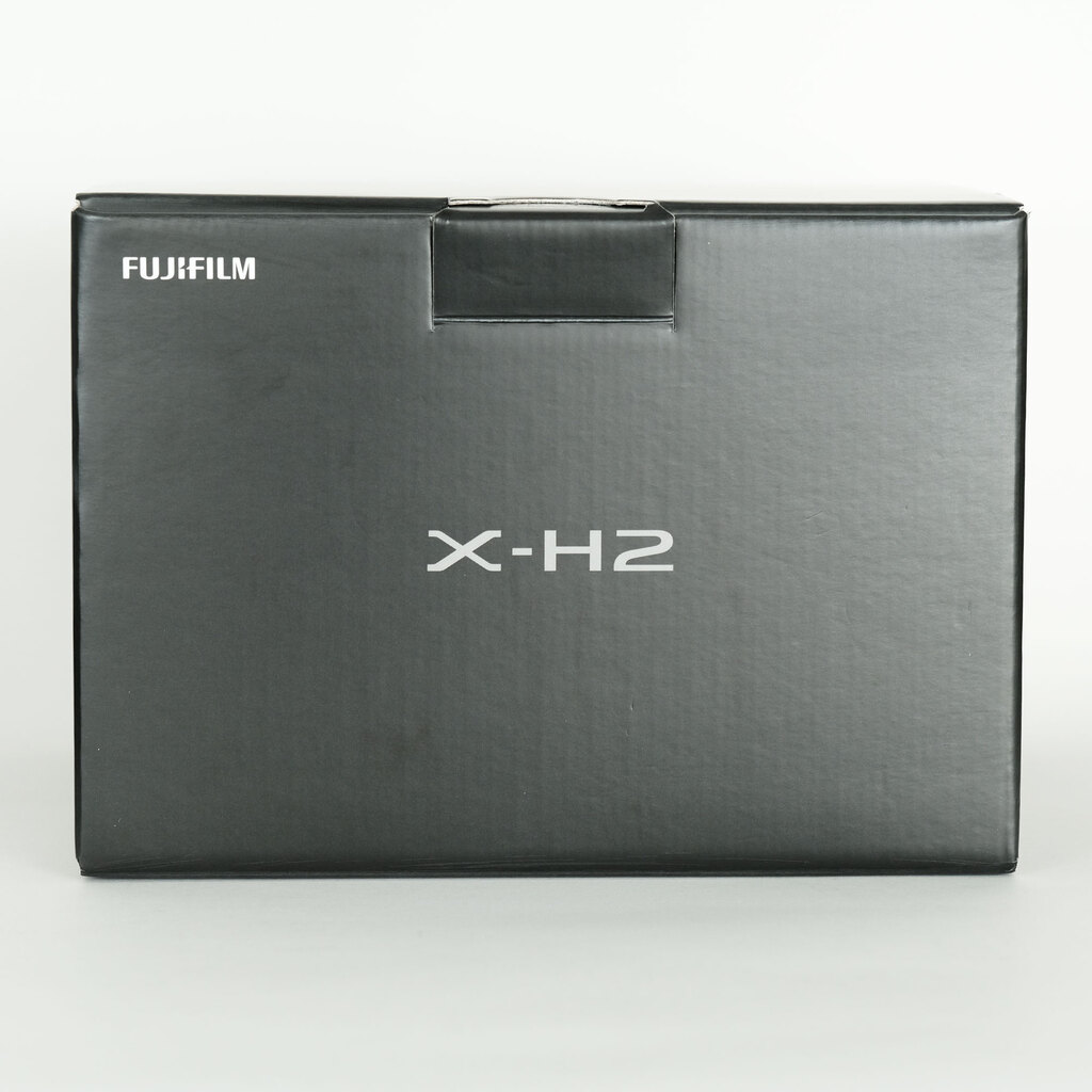 FUJIFILM X-H2