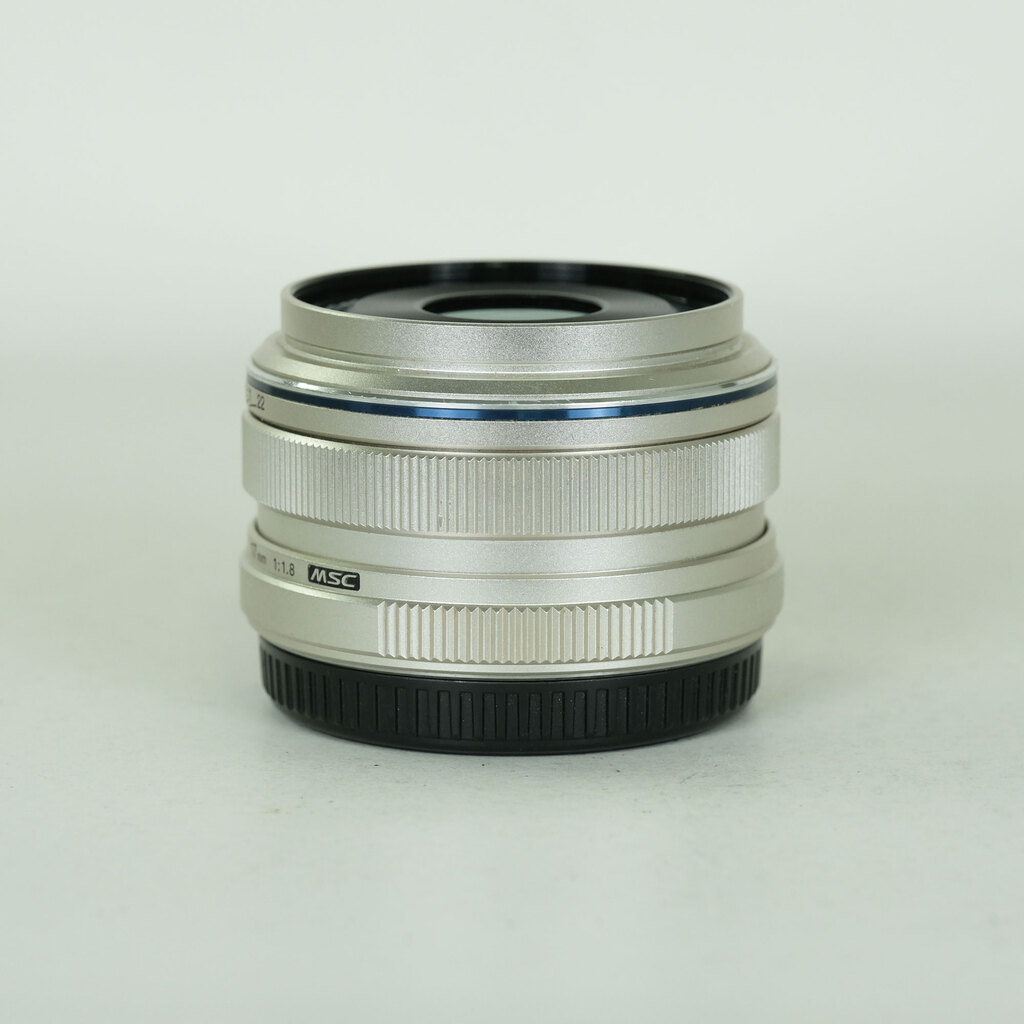 OLYMPUS M.ZUIKO DIGITAL 17mm F1.8